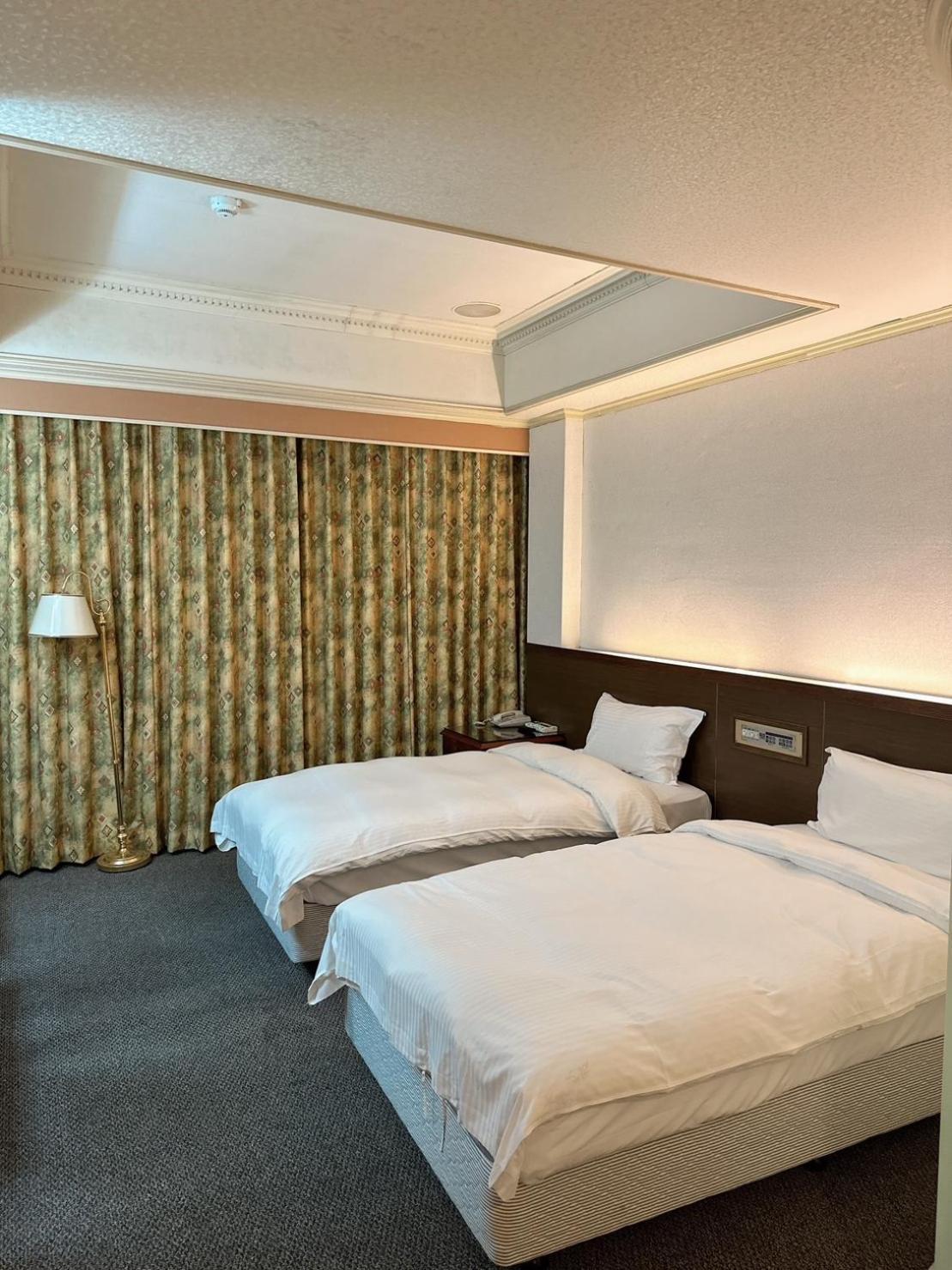 Duke Business Hotel Taoyuan Exterior foto